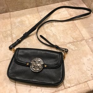 Tory Burch Amanda cross body bag!